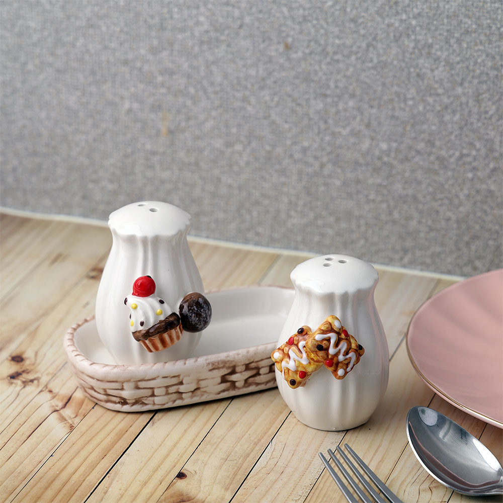 Salt & Pepper Shakers, AVA/GS-03a(A Vintage Affair), Cupcake and Cookies Design Salt and Pepper Set with Tray, Salt & Pepper Shakers - EL16097