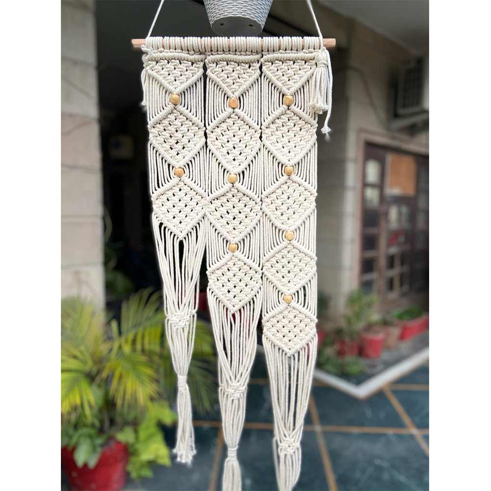 Hanging Plant (i147_1_1), Macrame Planter Pot Holder Hanging, 3 Hangers, Hanging Plant in Off White Color Hanging Plant - EL2162