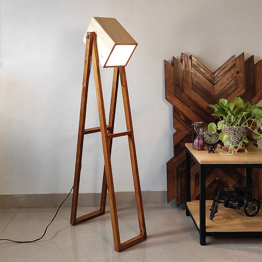 Floor Lamp, Floor Lamp with Brown Color, Floor Lamp in Wood, Floor Lamp for Living & Bedroom Area, Floor Lamp - IM14079