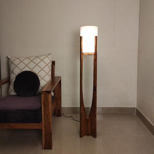 Floor Lamp, Floor Lamp with  Brown Color, Floor Lamp in Wood, Floor Lamp for Home, Floor Lamp for Living Room, Floor Lamp - IM14110