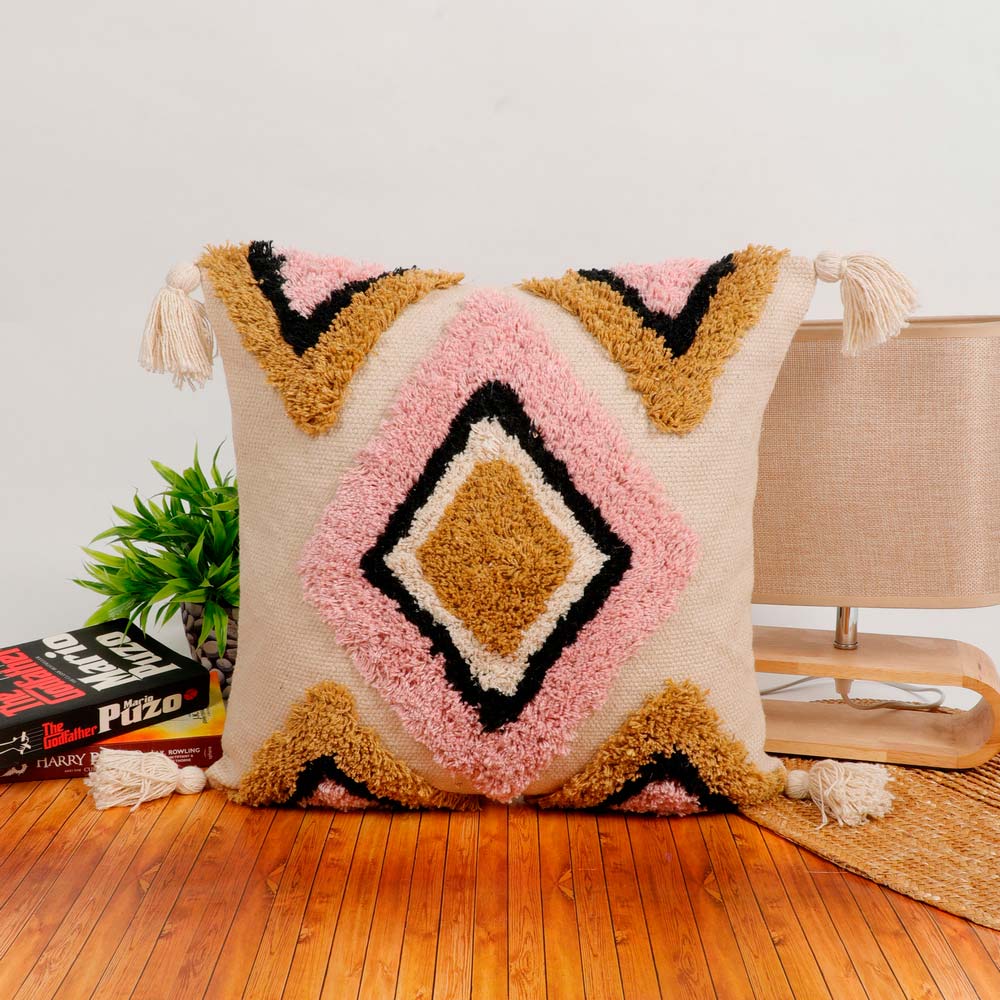 Cushion Cover, (i539_1_16_1), Cushion With Pink & Black Color, Cushion For Living & Bedroom Area, Cushion - IM15197