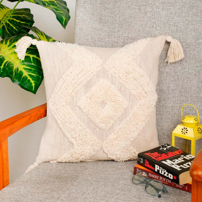 Cushion Cover, (i520_1_16_1), Cushion With OFF-White Color, Cushion For Living & Bedroom Area, Cushion - IM15207