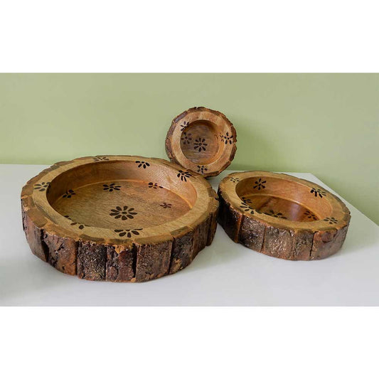 BB01, Bowl Set of 3 made from Tree bark , handpainted with Floral Design. Dull gold polish similar to oak Wood style, Bowl - IM15281