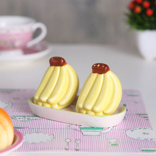 Salt & Pepper Shakers, AVA-GS-07(A Vintage Affair), Bananas Salt and Pepper set with Tray, Salt & Pepper Shakers - IM16091