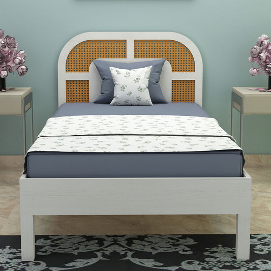 Bed, Single Size Bed, Bed for Bedroom, Wooden Bed, Bed in White Color, Bed in Wooden Legs, Classical Bed, Bed - VT5086